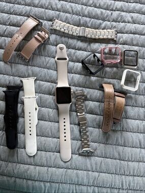 Apple Watch 7000 series rose gold 38 mm
